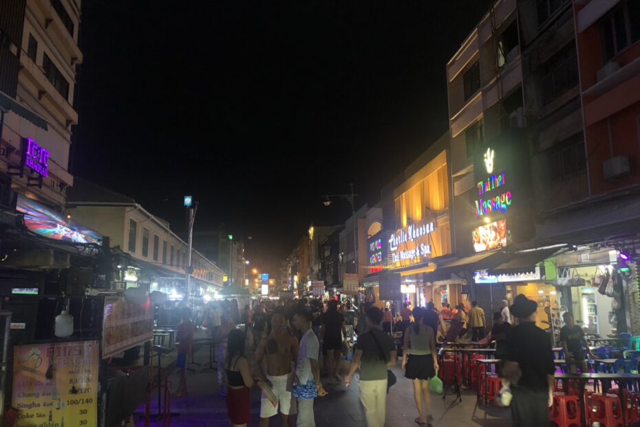 Khaosan Road at night
